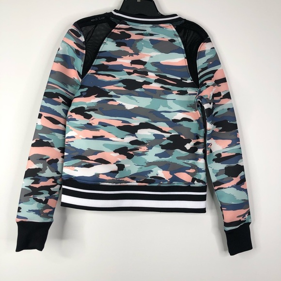 C&C California Blue Pastel Camo Scuba Pullover - Picture 4 of 9